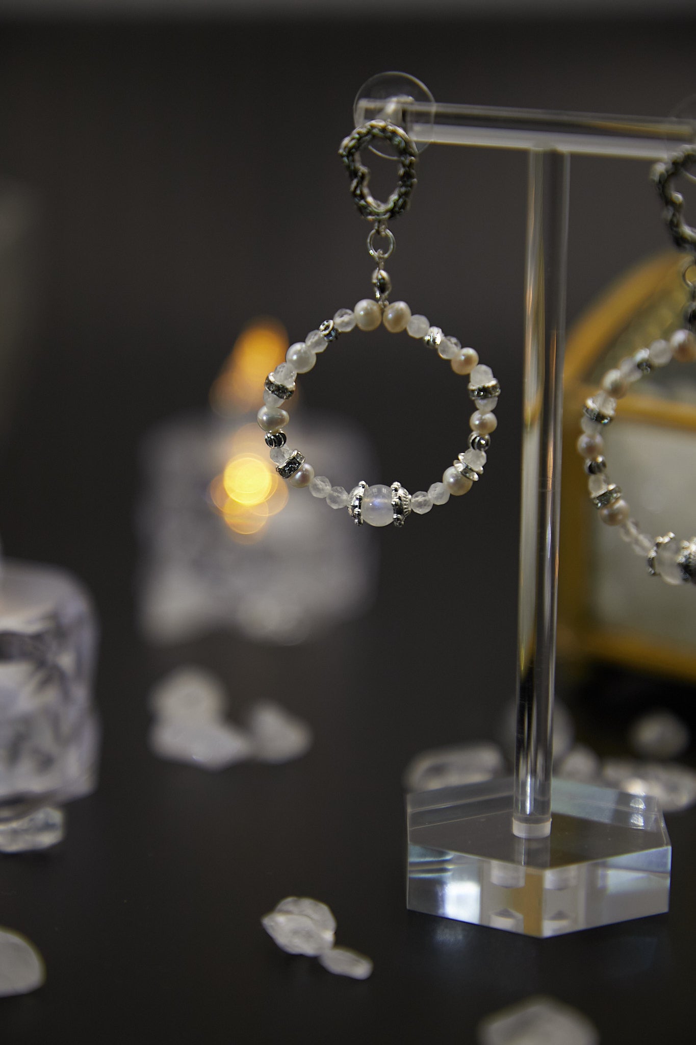 E001-藍月亮.淡水珍珠圈圈耳環