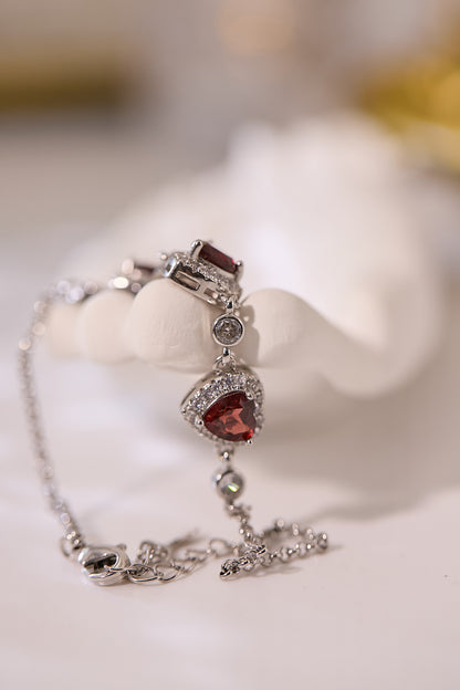 C051-石榴石心形手鏈