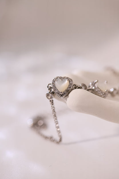 C052-白貝母心形手鏈