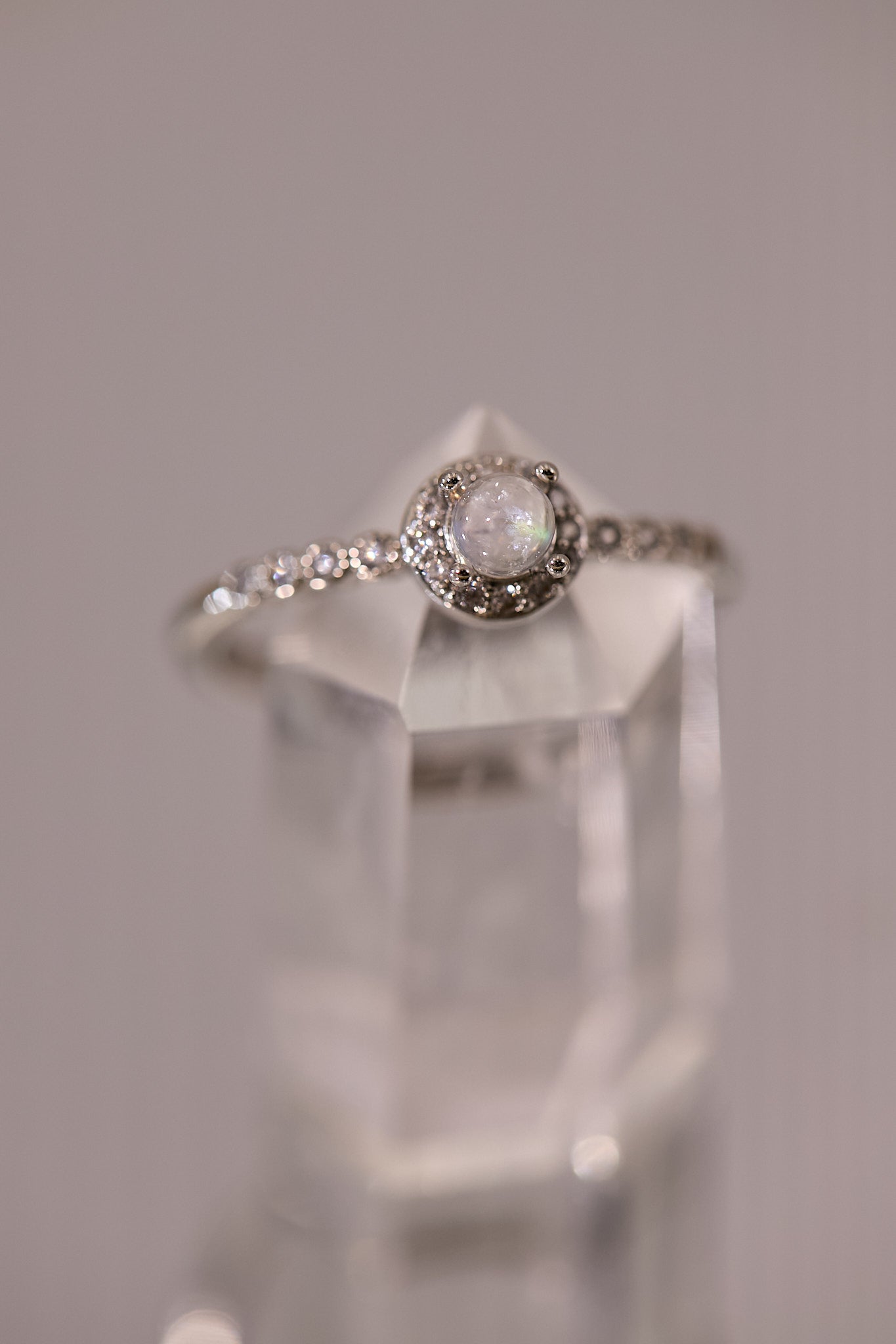 R079-馬島月光鋯石S925開口戒指