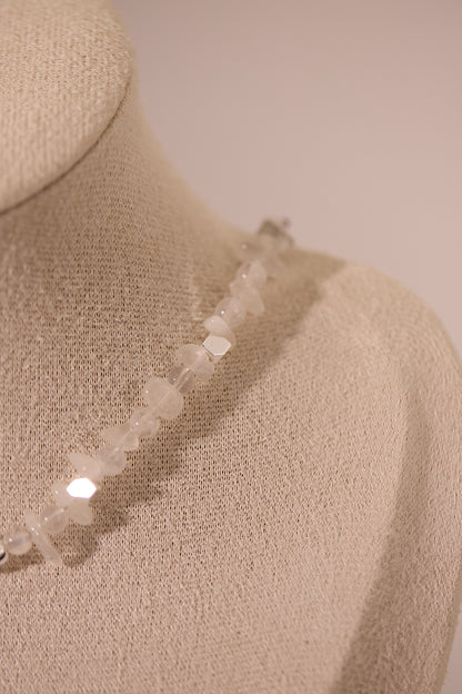 N042-月亮石磁吸款頸鏈