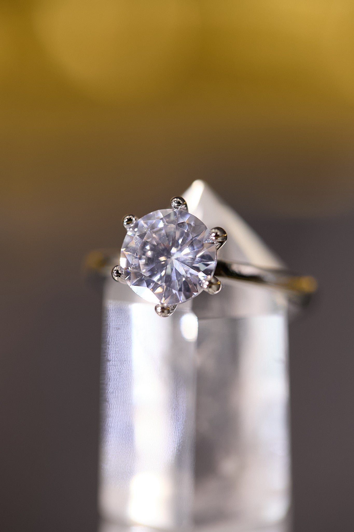 R098-1.5卡六爪莫桑鑽S925開口戒指