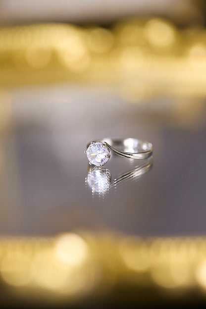 R103-1卡六爪莫桑鑽S925開口戒指