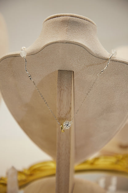 N002-白幽靈・白水晶・淡水珍珠-磁吸款Choker