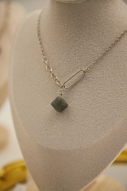 N005-灰月光方糖磁吸款頸鏈