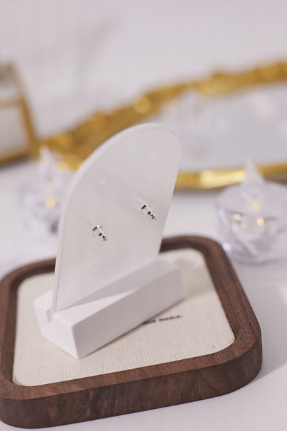 E030-黃晶耳釘（6MM）