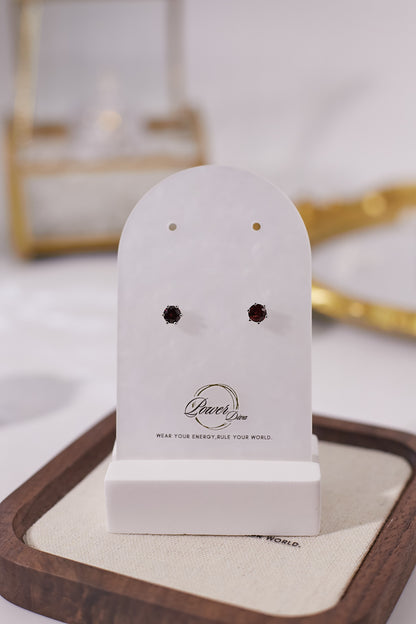 E051-石榴石耳釘