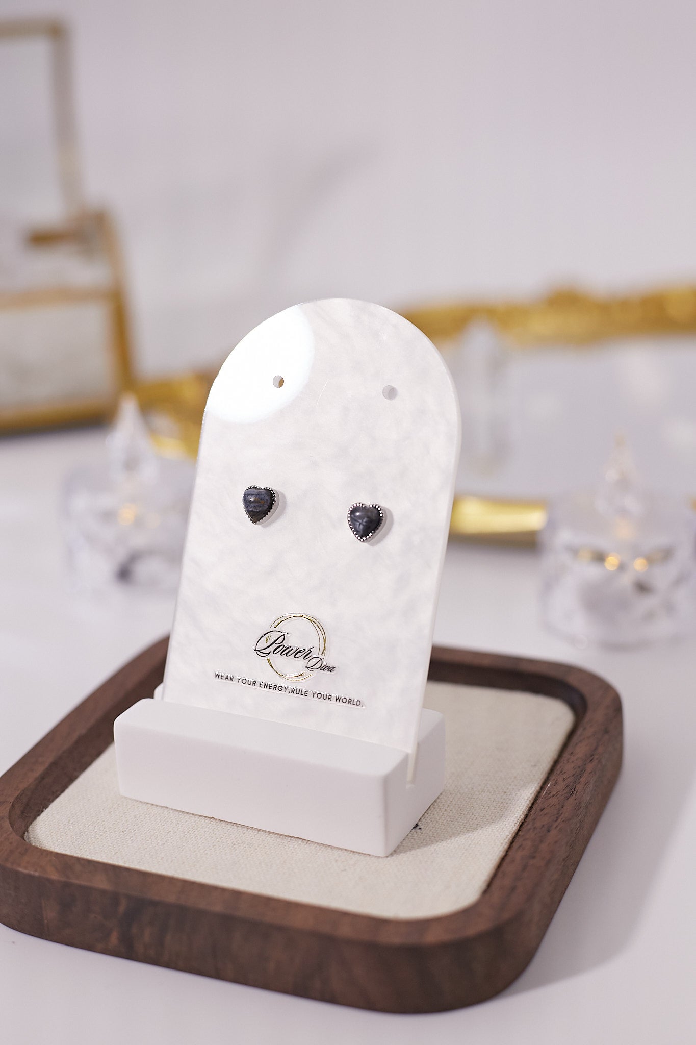 E056-彼德石心形耳釘