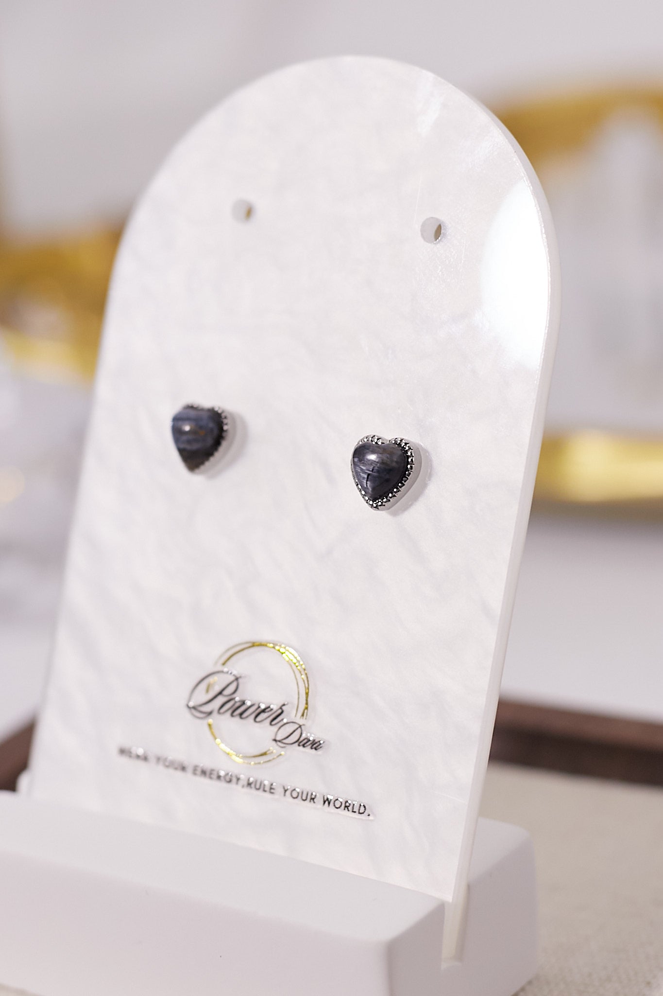 E056-彼德石心形耳釘