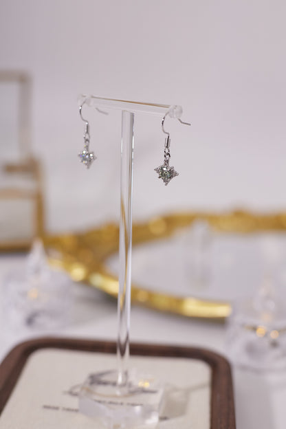 E066-莫桑星形耳勾