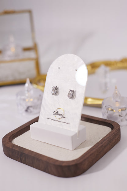 E068-灰月光蝴蝶結圓形耳釘