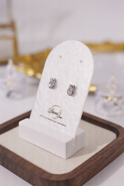 E068-灰月光蝴蝶結圓形耳釘