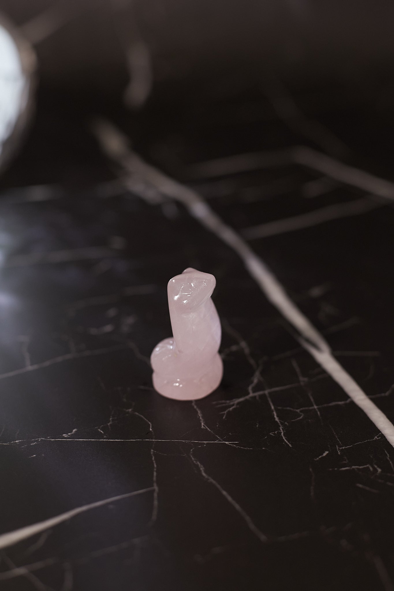 開光粉晶生肖擺件 - 巳蛇