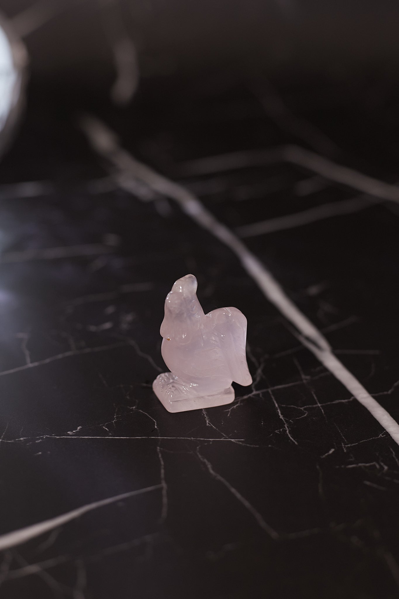 開光粉晶生肖擺件 - 酉雞