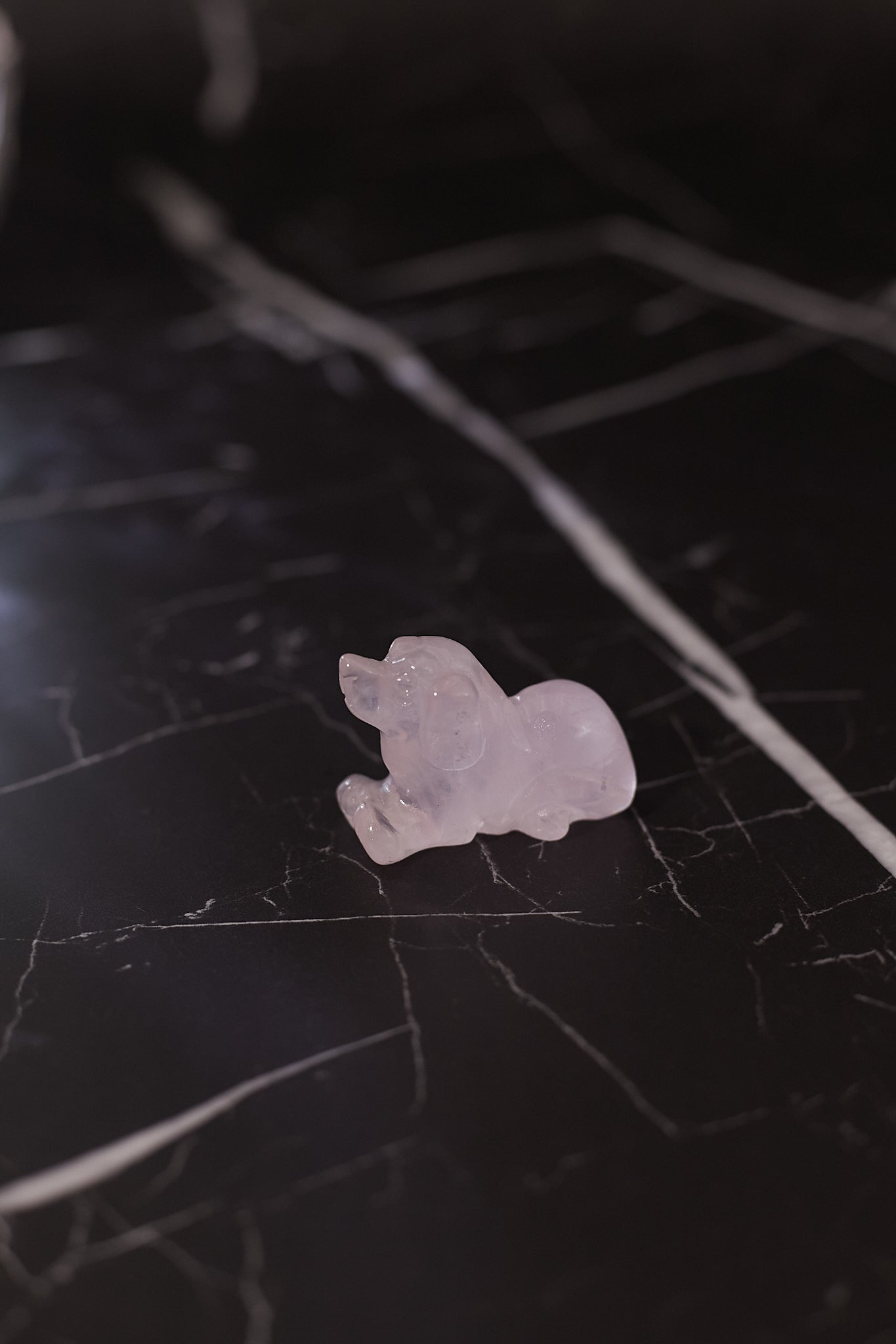 開光粉晶生肖擺件 - 戌狗