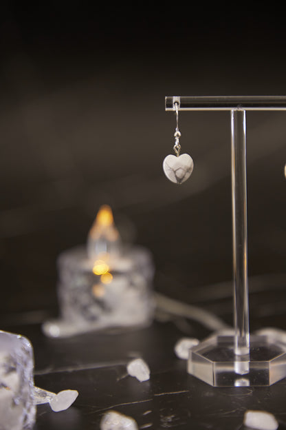 E020-白松石心心耳鈎