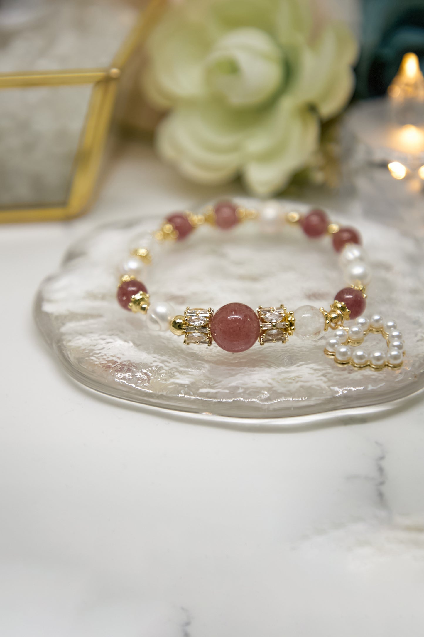 C019-偏紅冰種草莓・淡水珍珠・白阿賽